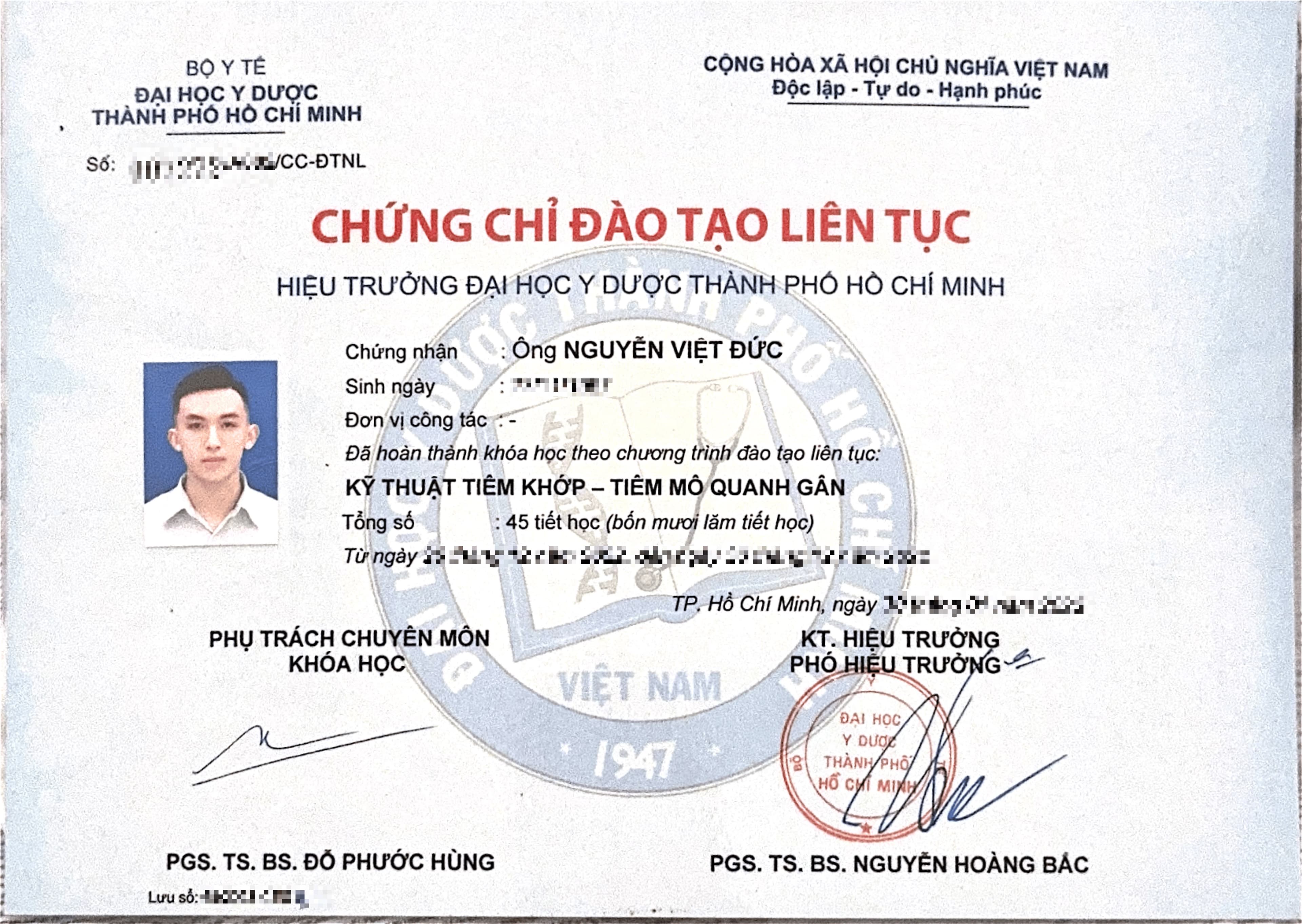 Bằng khen và giấy chứng nhận chuyên môn